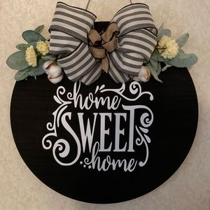 Wood round door hanger